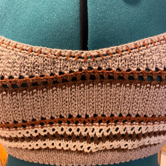 Beautiful knitted crop top from Zara - Picture 2 of 3